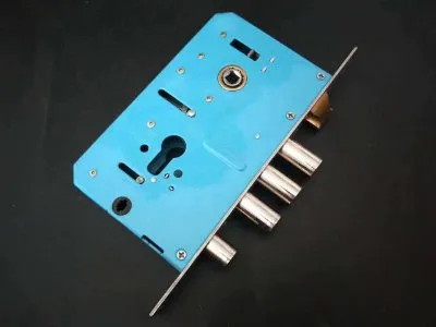 上海换锁芯上门服务/正规备案/全城服务