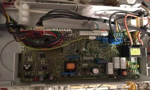 北辰区富尔顿壁挂炉维修服务电话--用磊服务网点