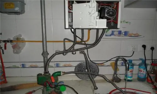 杨浦区斯密壁挂炉维修电话(全国24小时)--霸耀服务网点