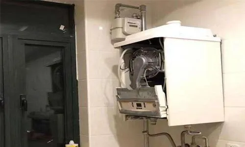 宝山区小松鼠壁挂炉维修电话(全国24小时)--信义服务部