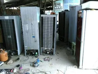 上海日立冰箱维修电话--贵全服务点