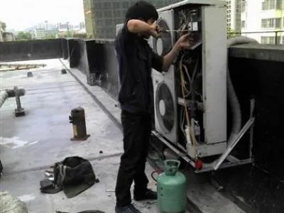 璧山区远大空调维修电话(全国24小时)