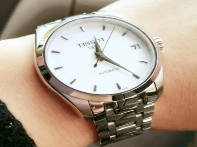 天津伯爵手表维修中心电话--扬识服务部