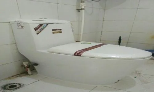 虹口区劳芬马桶维修电话--万合晶服务中心