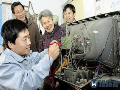 璧山区清华同方液晶电视维修电话--白帆维修服务中心