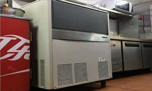 浦东新区白雪制冰机维修服务电话--霸耀维修服务中心