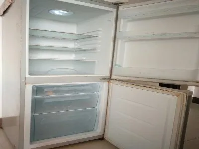 冰箱油渍去不掉有什么办法