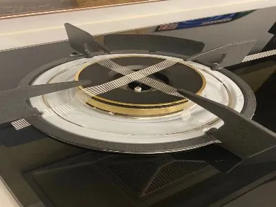 燃气灶台面太宽了怎么办