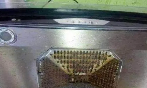 油烟机墙洞小了怎么办