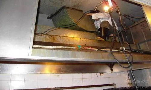 油烟机烟管处漏风怎么办