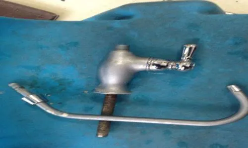 飞利浦净水器aut2037WiFi灯亮红色不出水