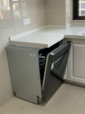 洗碗机排水管下水口要插到底吗