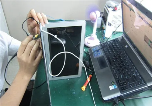 电脑屏幕有印子怎么办