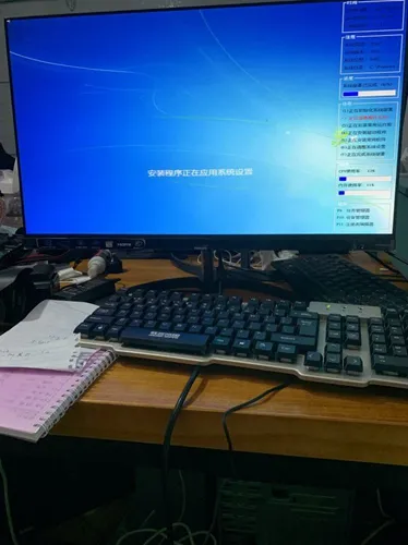 电脑显示器一直闪烁logo