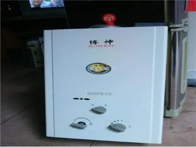 热水器泄压阀一直出水是什么情况(图1)