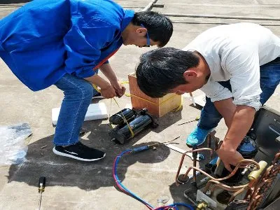 奥克斯热水器边板怎么拆(图1) 奥克斯热水器边板怎么拆(图1)