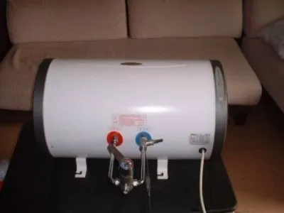 冬天热水器不用怎么处理(图1)