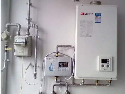 热水器水箱拿出来如何查漏水(图1) 热水器水箱拿出来如何查漏水(图1)