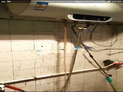 家用热水器水会从上面冒出来怎么办(图1) 家用热水器水会从上面冒出来怎么办(图1)