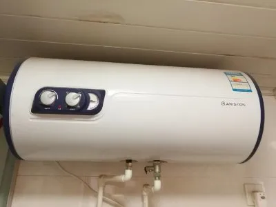 热水器排烟管响什么原因(图1) 热水器排烟管响什么原因(图1)