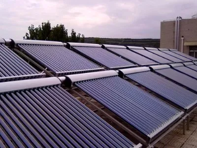 在北方的寒冬太阳能热水器显示器湿度越来越低低到01度了怎么办(图1) 在北方的寒冬太阳能热水器显示器湿度越来越低低到01度了怎么办(图1)