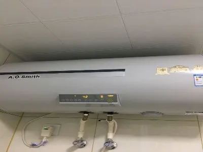 电热水器进水管冻住了怎么办(图1) 电热水器进水管冻住了怎么办(图1)