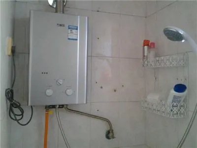 桑乐太阳能热水器控制面板黑屏原因(图1)