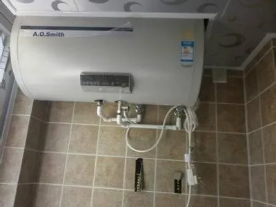 热水器断断续续出热水怎么办(图1)