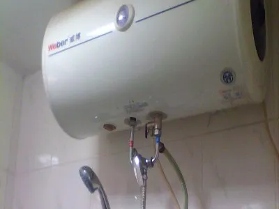 用了17年的燃气热水器坏了还值得修吗(图1)