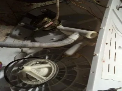 海尔滚筒洗衣机为什么巨响(图1) 海尔滚筒洗衣机为什么巨响(图1)