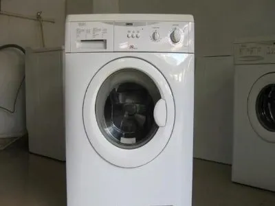 双桶洗衣机排水小怎么解决(图1)