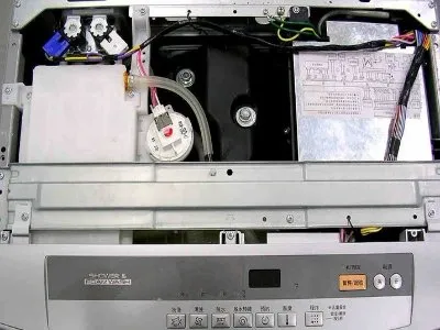 洗衣机冻了不脱水怎么解决(图1) 洗衣机冻了不脱水怎么解决(图1)