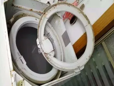 海信全自动洗衣机开启后报警是什么原因(图1)