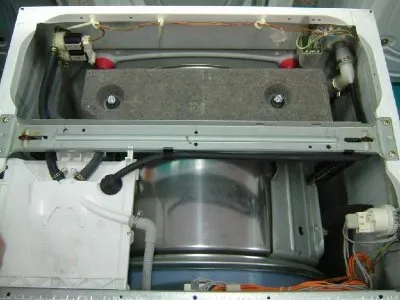 美菱洗衣机出现e2怎么解决(图1) 美菱洗衣机出现e2怎么解决(图1)