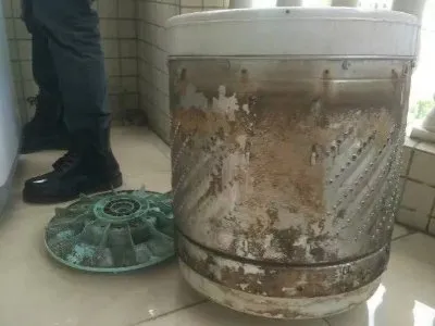 美凌洗衣机怎么强行打开(图1) 美凌洗衣机怎么强行打开(图1)