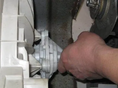 博世洗衣机中途添衣怎么打开门(图1)