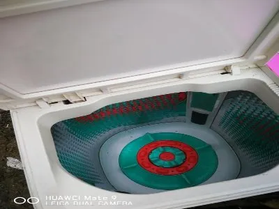 洗衣机显示器一闪一闪不工作(图1)