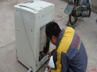 威力滚桶洗衣机显示E1怎么回事(图1)