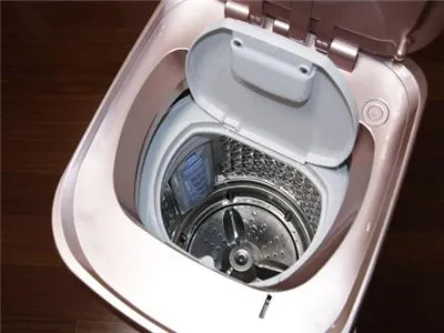 怎样调整洗衣机的排水阀(图1)