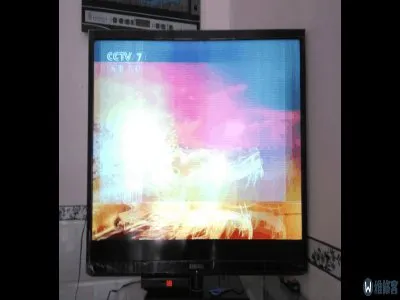 电视出现小屏幕怎么回事怎么复原(图1) 电视出现小屏幕怎么回事怎么复原(图1)