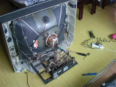 液晶电视背光灯闪烁技改(图1)