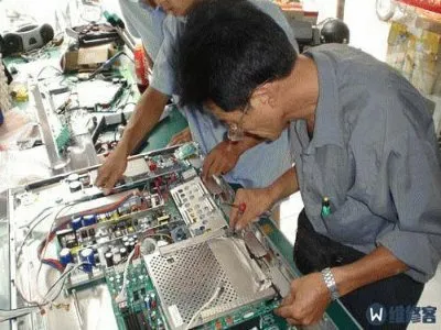 老式电视机屏幕很黑为什么(图1)