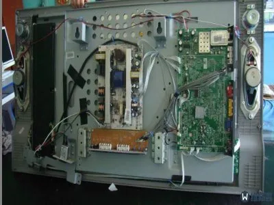 电视频繁重启是什么原因(图1)