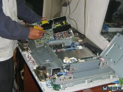 为什么有的电视机色彩不能调(图1)