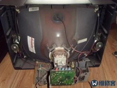 电视机老是重启是什么毛病(图1)