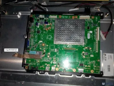 电视机顶盒不亮了怎么办(图1)