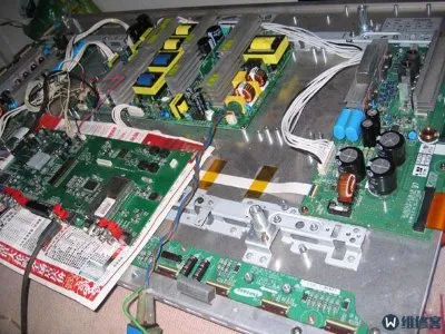 液晶电视图像发红什么原因(图1) 液晶电视图像发红什么原因(图1)