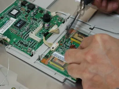 怎么分辨电视机是不是正品(图1)