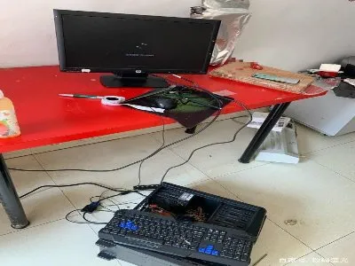 笔记本读机身卡器读不出来(图1) 笔记本读机身卡器读不出来(图1)