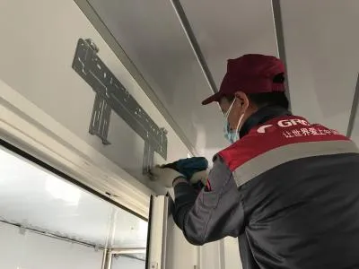 美的空调自动开关机乱跳(图1) 美的空调自动开关机乱跳(图1)